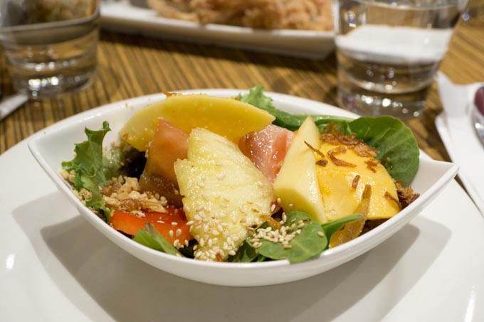 papaya and pineapple green asian salad