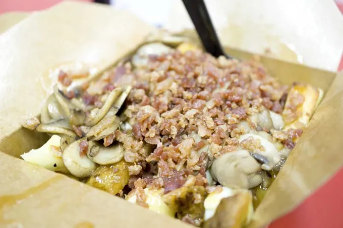 Frites-Granville-Vancouver-Bacon-Mushroom-Poutine