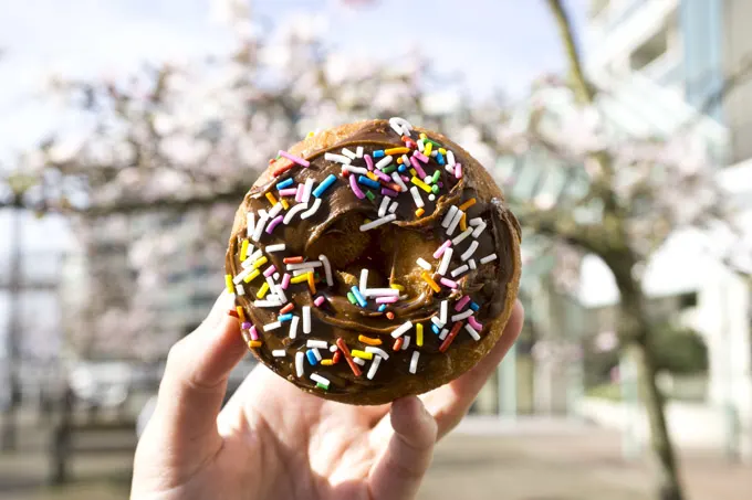 Lee's-Donuts-Granville-Island-Vancouver