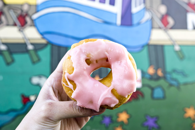 Lee's Donuts of Granville Island Review - Foodgressing