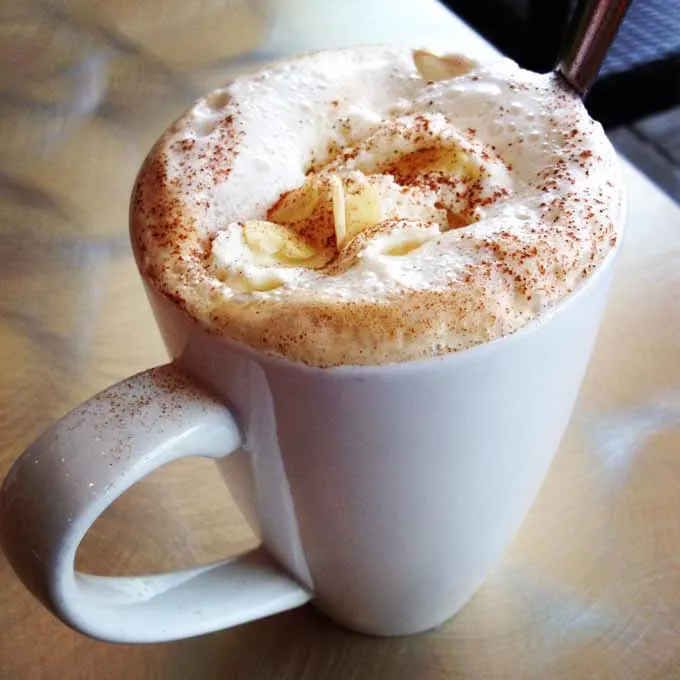 De Dutch Vancouver Pumpkin Spice Latte