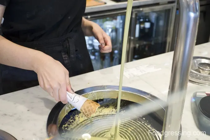 Matcha Chocolate Fountain