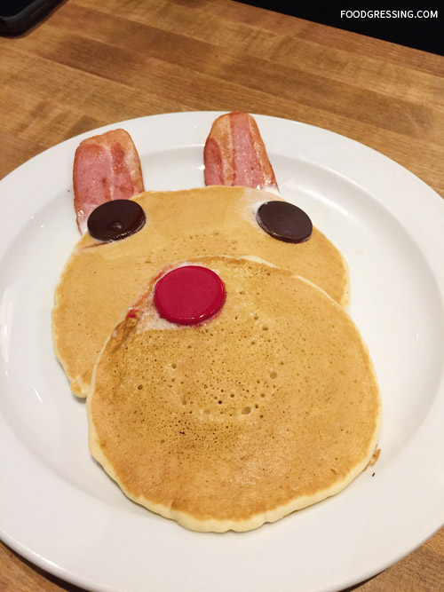 Denny's-Canada-Breakfast-Rudolph