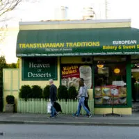 Transylvanian-Traditions-Davie-Vancouver-Cake-Thurlow