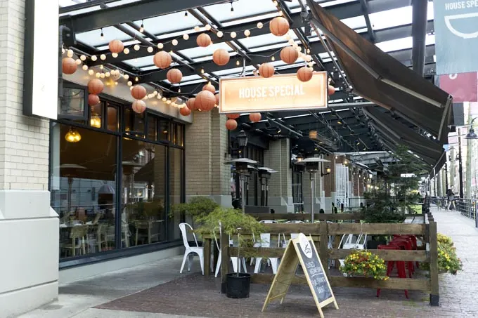 House Special Restaurant Yaletown Vietnamese Fusion