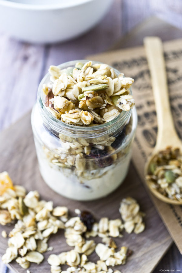 Healthy breakfast by Singing Bowl Granola + GIVEAWAY!