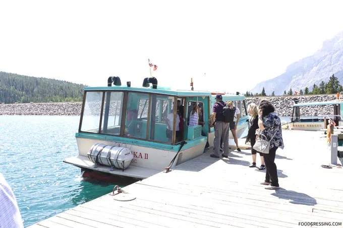 lake minnewanka alberta brewster travel banff