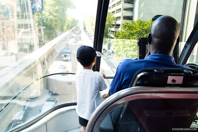 things to do in seattle: seattle monorail