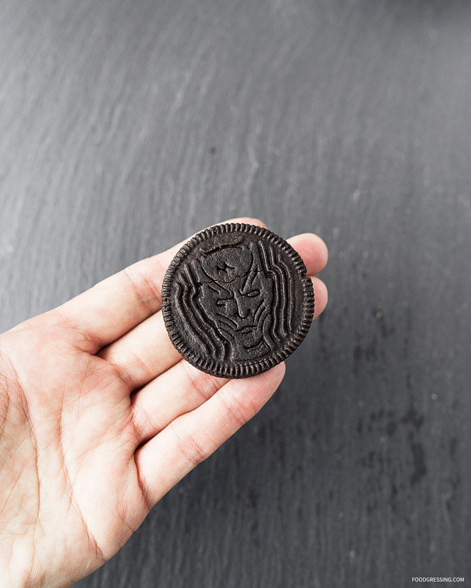 Game of Thrones Oreo Cookies Canada Review
