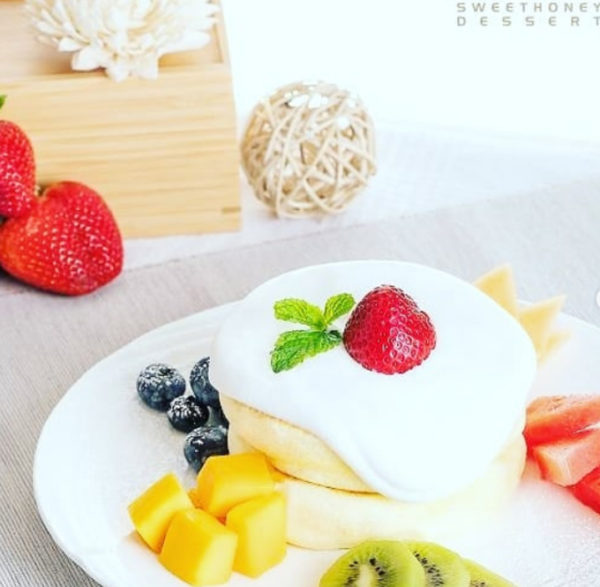 Where to Enjoy Fluffy Souffle Pancakes in Metro Vancouver Foodgressing