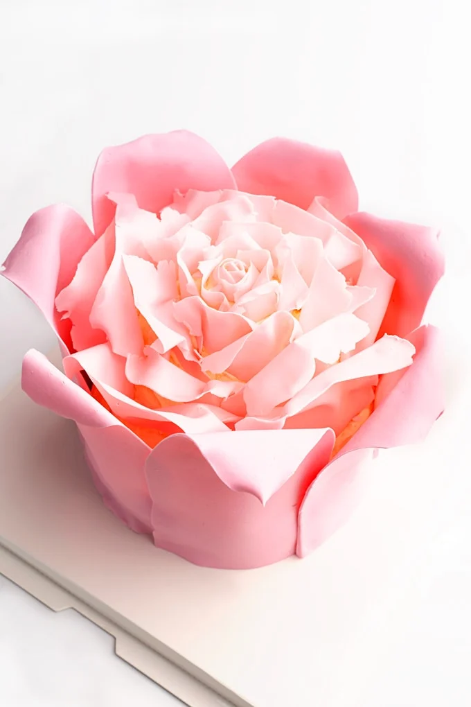 Gary Patisserie Signature Rose Cake