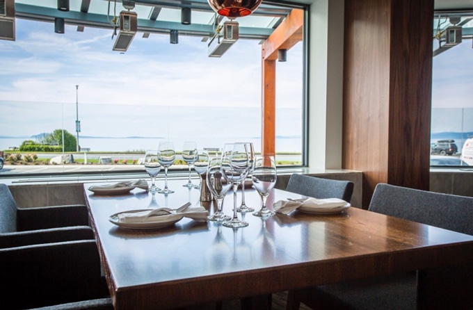 Qualicum Beach Cafe: West Coast menu with ocean views | Foodgressing