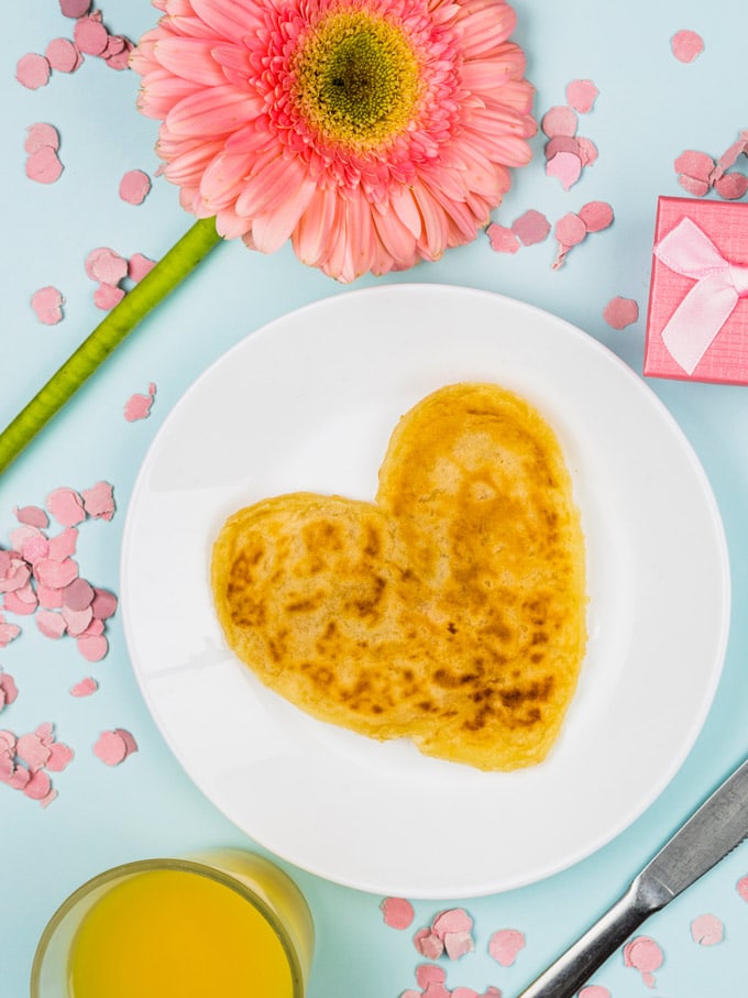 Valentine's Day Breakfast Ideas for the Whole Family