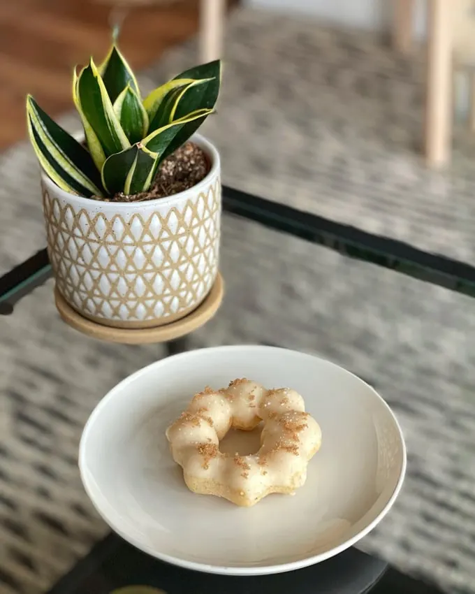 Mochido Vancouver Mochi Donut Shop: Menu, Flavours, Location