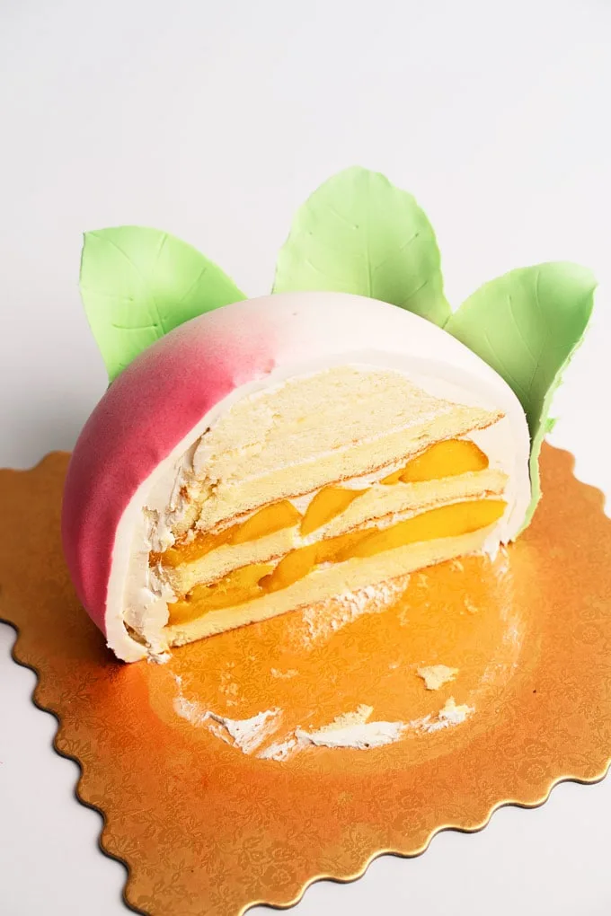 Gary Patisserie Shoutao Bao Cake