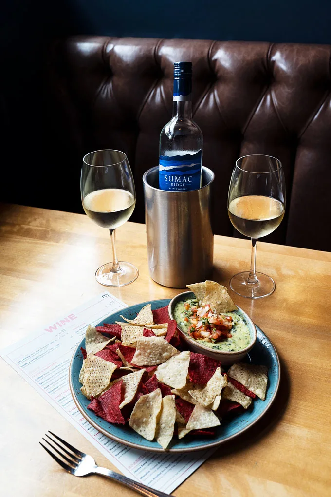 Milestones Shareable Promotion September 2021: Sauv Blanc + Dip