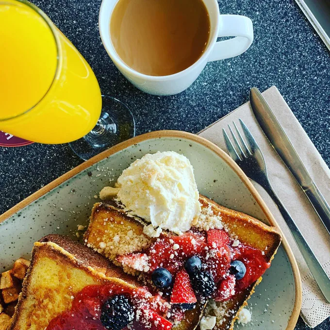 Best Brunch Calgary, Alberta Canada 2022 - 15 brunch spots to try right now