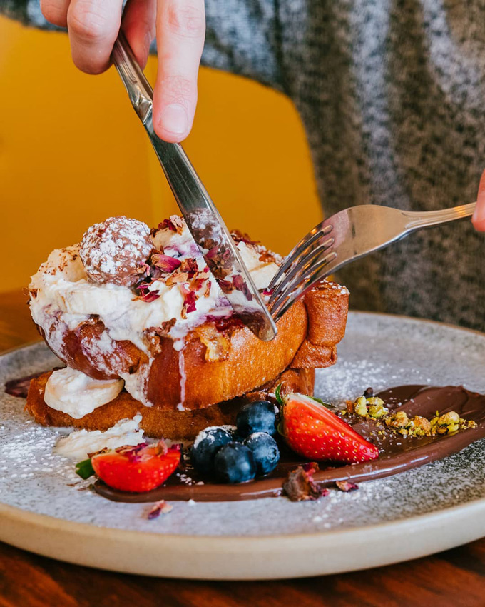 Best Brunch Calgary, Alberta Canada 2022 - 15 brunch spots to try right now