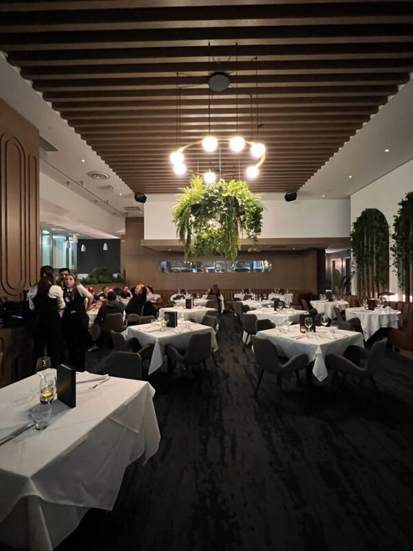 Riley’s Fish & Steak Vancouver Downtown: Opening Date, Menu, Location