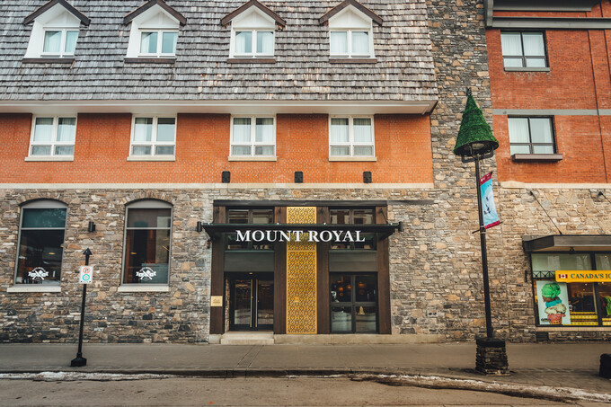 Brazen Banff Restaurant & Lounge at Mount Royal Hotel
