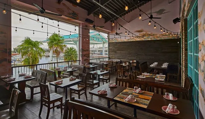 Where can I eat on July 4th in South Florida