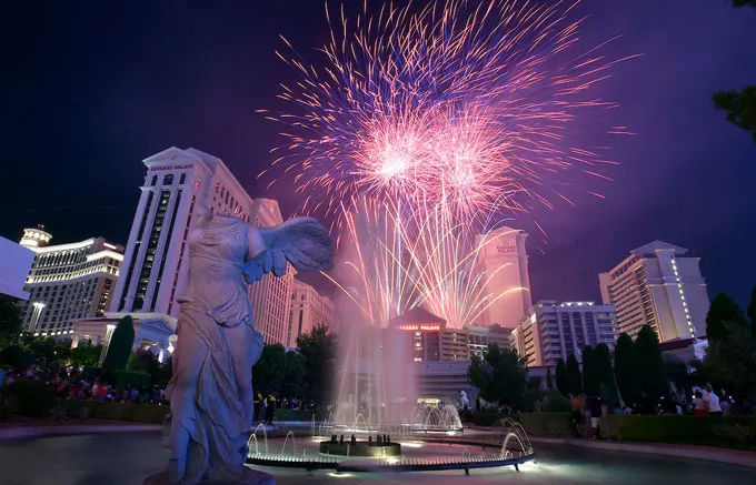 Las Vegas 4th of July&nbsp;2022: Fireworks, Parade, Pool Parties, Concert