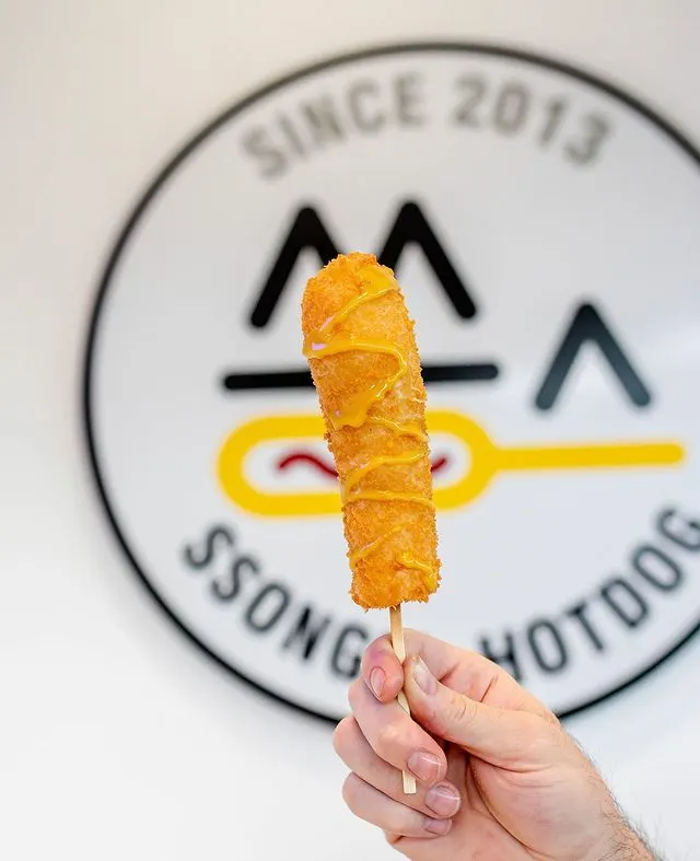 Ssong's Hotdog Vancouver BC Opening Downtown