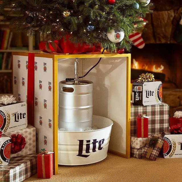 Miller Lite Holiday Gift Collection & Christmas Tree Keg Stands