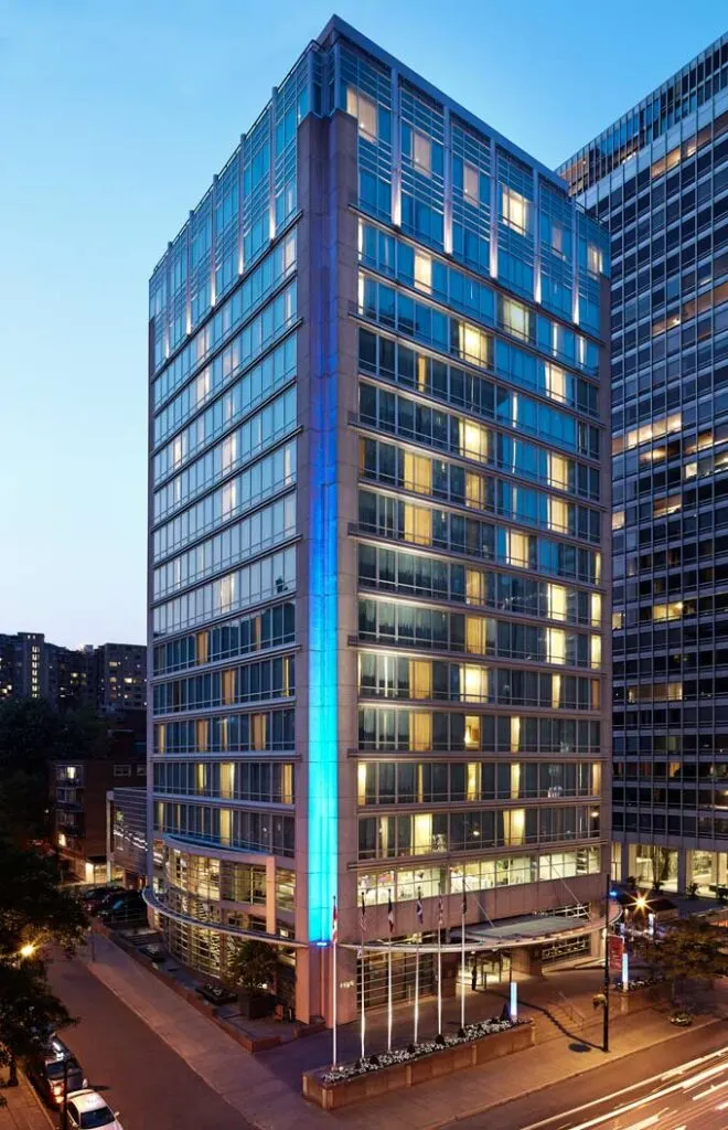 Sofitel Montr&eacute;al Le Carr&eacute; Dor&eacute; Launches Over-The-Top Hotel Package in Celebration of Its 20th Anniversary