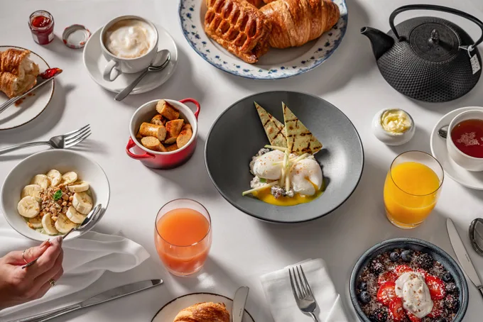 Sofitel Montr&eacute;al Le Carr&eacute; Dor&eacute; Launches Over-The-Top Hotel Package in Celebration of Its 20th Anniversary