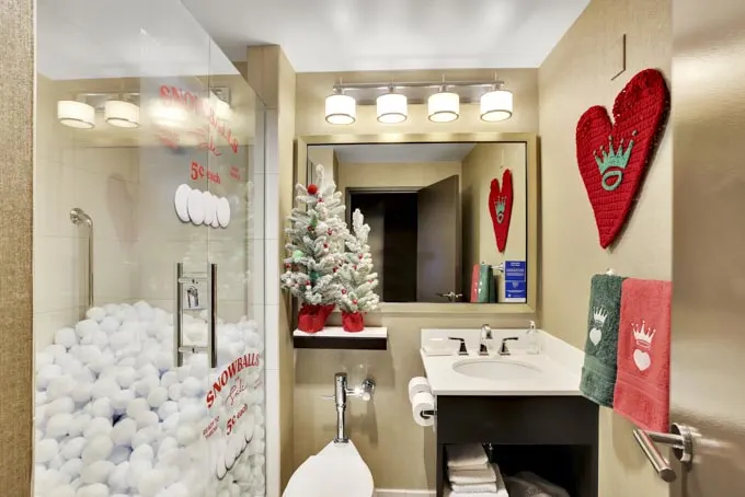 Hilton Holiday Suites in Partnership with Hallmark Channel