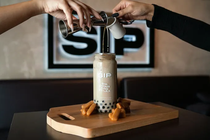 SIP Boba Bar Serves Nations First Alcoholic Boba Drinks -Tyler