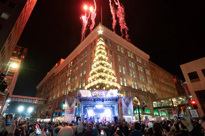 Pittsburgh Holiday Events & Festivals 2022: Things to Do