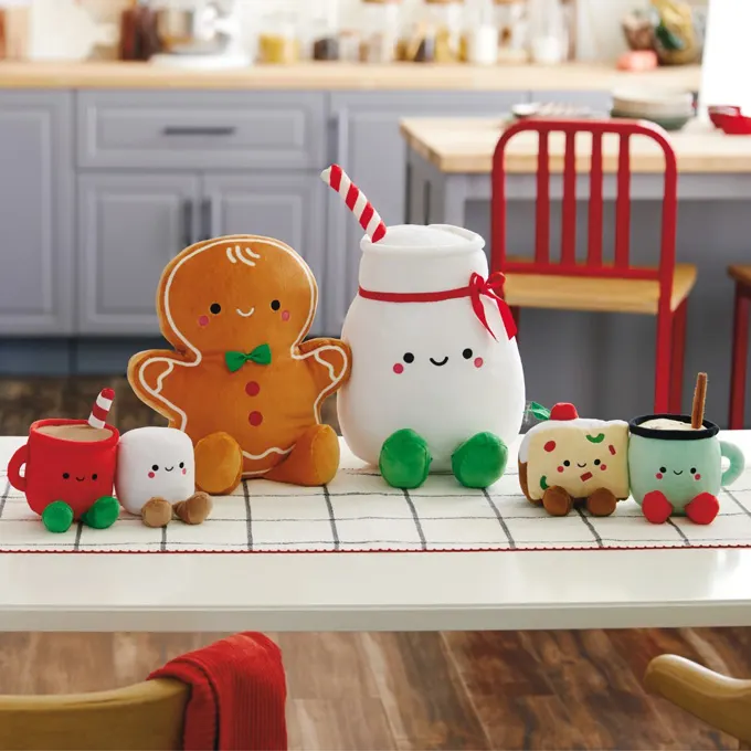 Hallmark Offers Holiday Gifts for Everyone