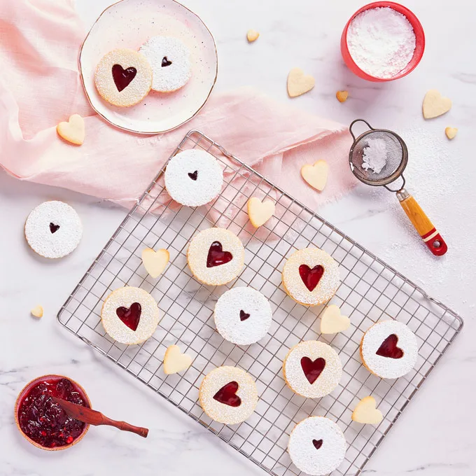 Bakin&rsquo; Me Crazy! Valentine&rsquo;s Day Recipes from Mazola & Bake Good