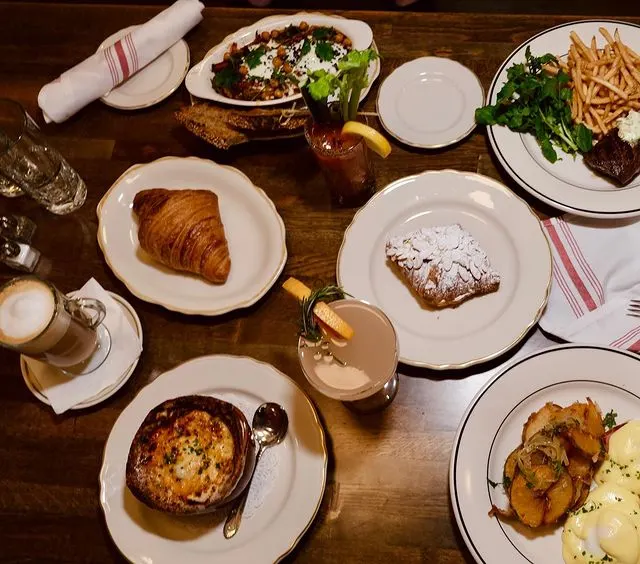 Steak Frites Bistro Opens in Hell’s Kitchen