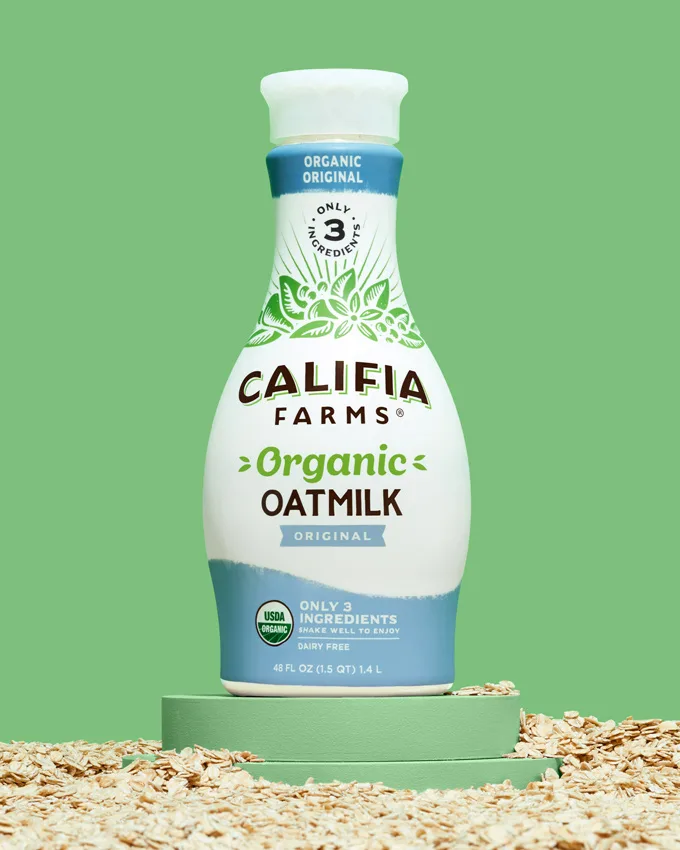 Califia Farms Launches Organic Oatmilk and Almondmilk, made with 3 simple Ingredients