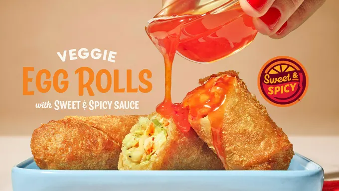 Zaxby's Asian Zensation Zalad is back-and it brought egg rolls