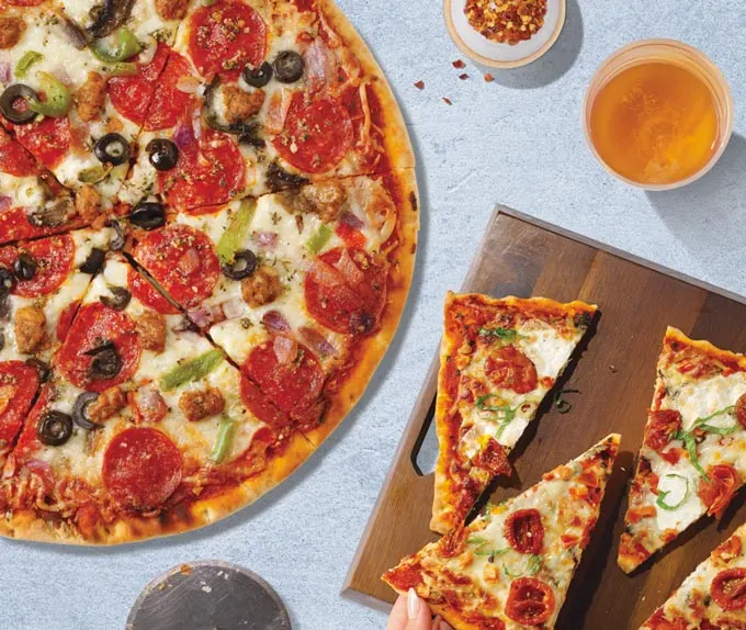 Super Bowl snacking DEALS on pizza, wings, apps c/o Home Chef & Kroger