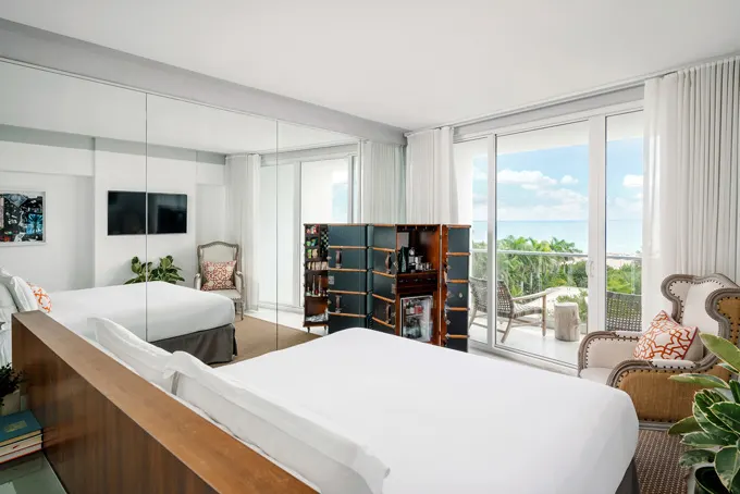 Where to Stay & Dine during the Miami International Boat Show (Feb.15-19)