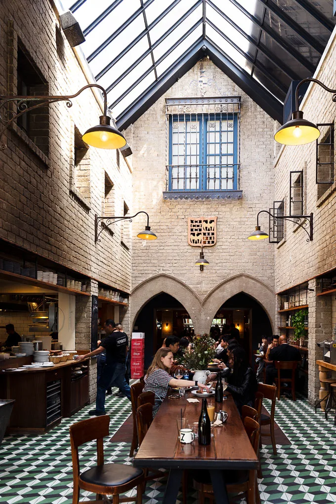 R&eacute;publique Caf&eacute; Bakery Los Angeles