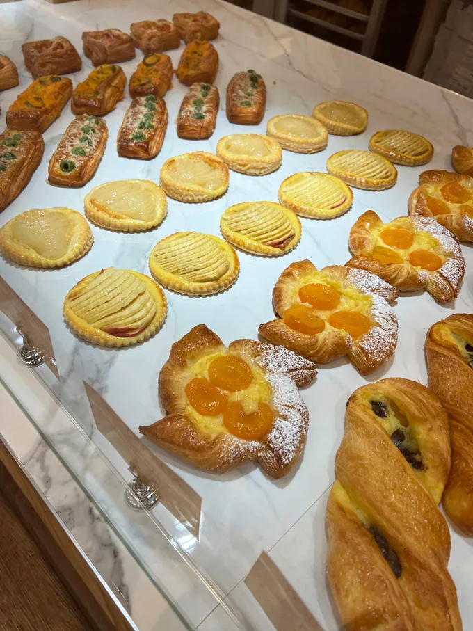 Ça Croustille Bakery Now Open in Kitsilano