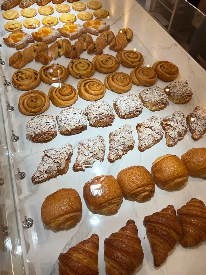 Ça Croustille Bakery Now Open in Kitsilano