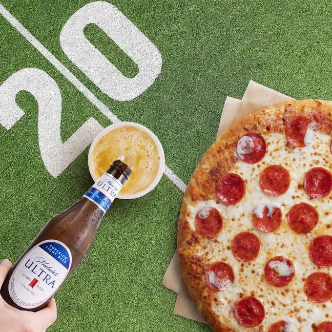 7-Eleven, Inc. Delivers Free Pizza on Super Bowl Sunday