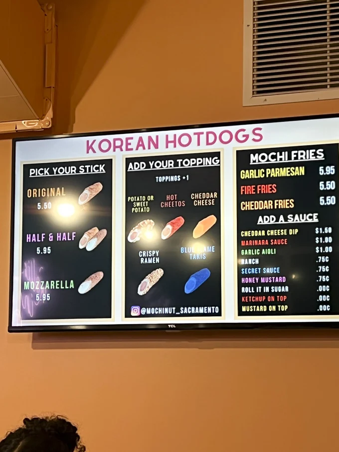 Mochinut Sacramento: Mochi donuts, Korean hot dogs & BBT