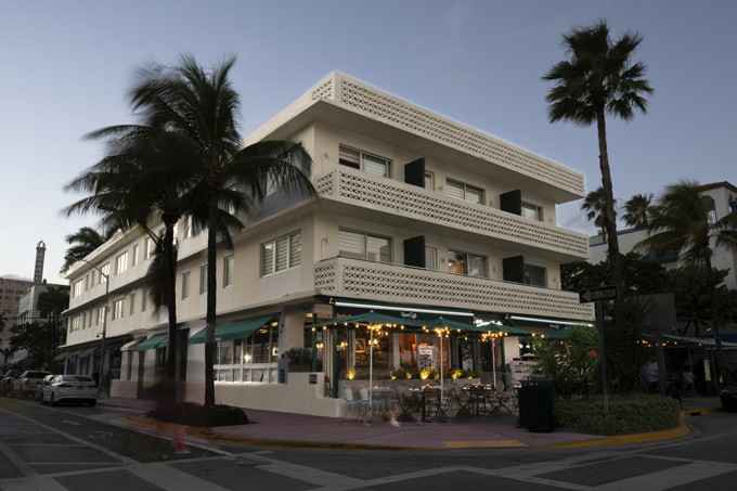 South Beach's Iconic News Café Reopens on Ocean Drive