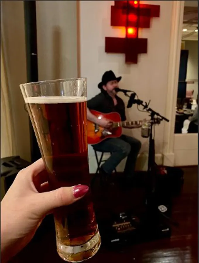 Fairmont Dallas&rsquo; New Spring Happy Hour Brings The Best Of The Lone Star State Including Live Music