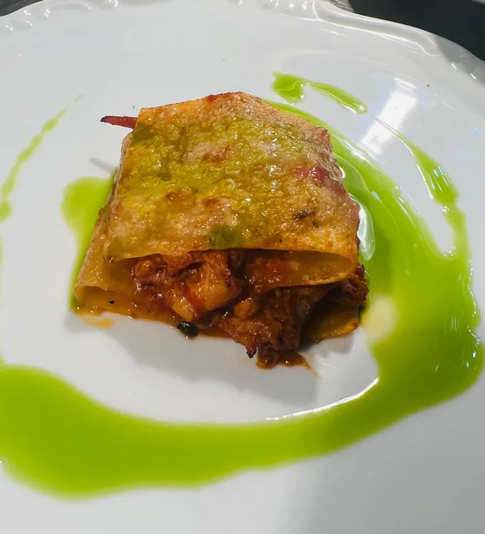 The Oval @Ladevozione named The 20th Best Restaurant outside Italy and awarded Three Forks by Gambero Rosso