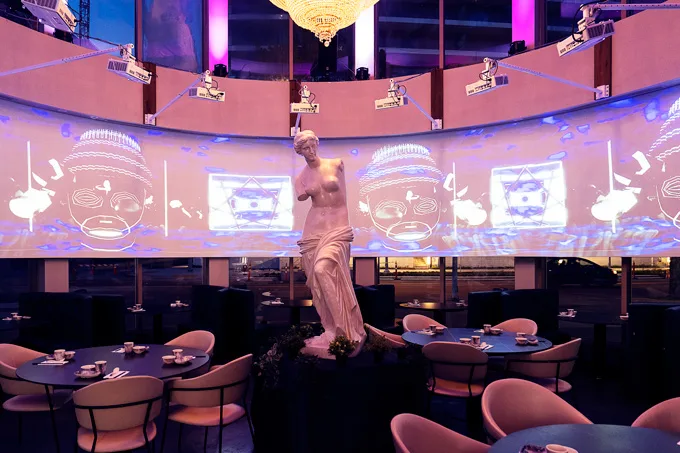 Remix Restaurant & Bar is a trendy eatery in Richmond BC offering Chinese dishes in a unique immersive setting.