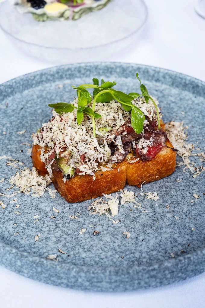 Acquafarina Vancouver Launches Italian Raw Bar